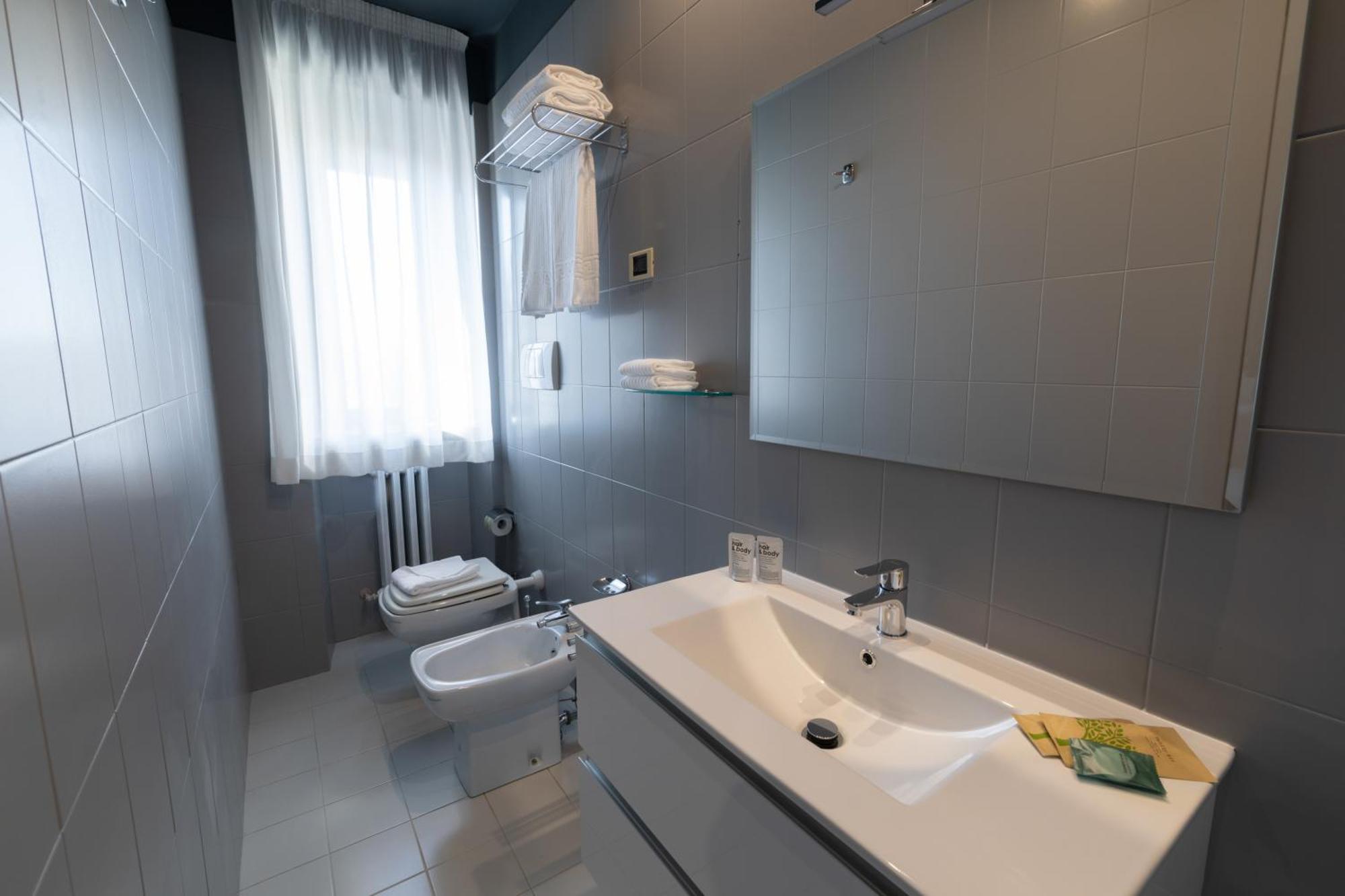 Hotel Enzo ปอร์โตเรกานาติ ห้อง รูปภาพ