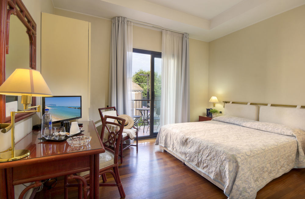 Hotel Enzo ปอร์โตเรกานาติ ภายนอก รูปภาพ